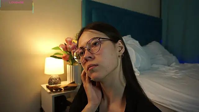 ywixos online show from 11-14-25, 02:43