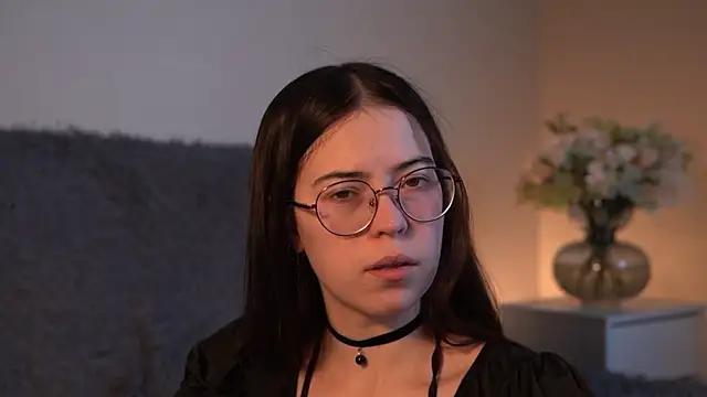 ywixos online show from 11-25-25, 02:39