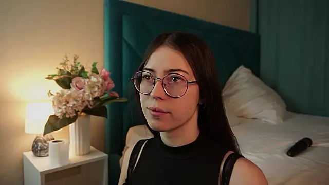 ywixos online show from 02-14-26, 03:01