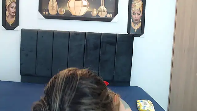 Snapshot of cieloDal chatting on 10-06-25, 05:08 cieloDal online show from 10-06-25, 05:08