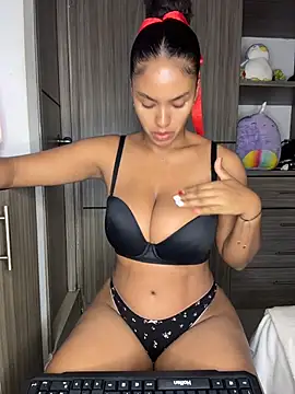 Mia sweet80 online show from 11-16-25, 04:28