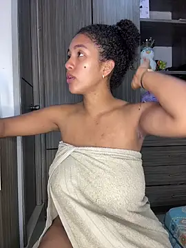 Mia sweet80 online show from 10-23-25, 03:05