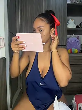 Mia sweet80 online show from 11-28-25, 03:50