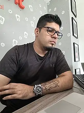 Snapshot of Christixn_669 chatting on 07-23-26, 07:43 Christixn 669 online show from 07-23-26, 07:43