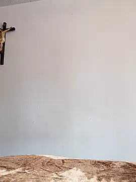 leon8013A online show from 09-24-25, 06:03