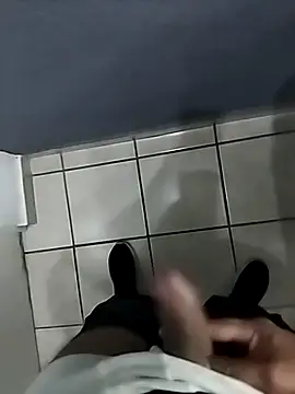 Leofj007 online show from 11-03-25, 05:49