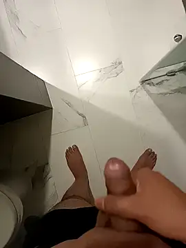 Leofj007 online show from 04-22-26, 12:06