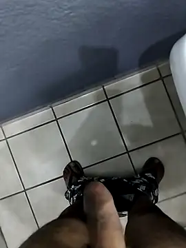 Leofj007 online show from 11-30-25, 05:52