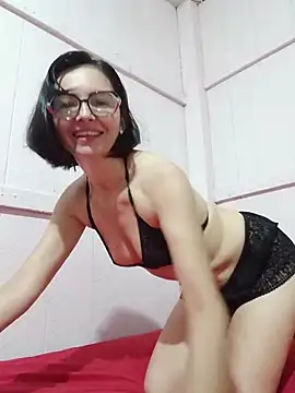 Snapshot of Luana_sexy42 chatting on 05-24-26, 04:07 Luana sexy42 online show from 05-24-26, 04:07