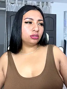 Issa Santana online show from 11-23-25, 05:34