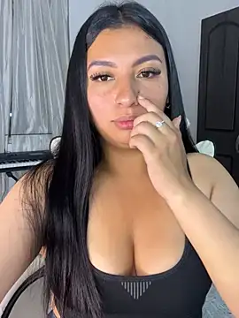 Issa Santana online show from 06-27-26, 08:04