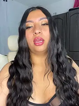 Issa Santana online show from 07-23-26, 08:49