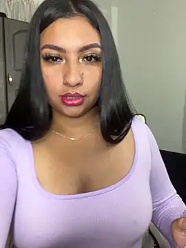 Issa Santana online show from 11-07-25, 06:23