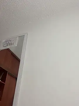 Issa Santana online show from 12-19-25, 08:33