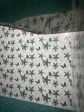 Snapshot of darkbluemoon chatting on 10-17-25, 12:36 darkbluemoon online show from 10-17-25, 12:36