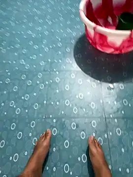 Snapshot of darkbluemoon chatting on 10-16-25, 12:41 darkbluemoon online show from 10-16-25, 12:41