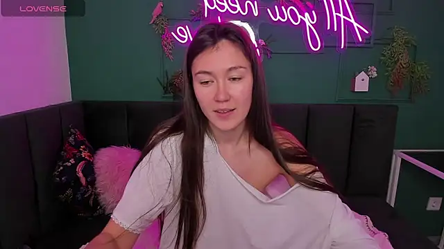 Tina Porter online show from 11-14-25, 02:15