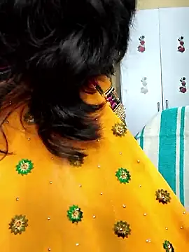 Hotty Sonali online show from 04-12-26, 02:37