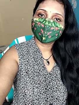 Hotty Sonali online show from 12-18-25, 05:50