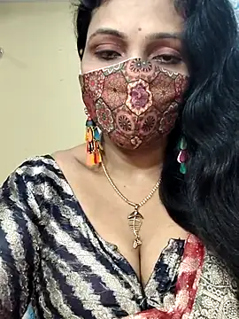 Hotty Sonali online show from 10-04-25, 01:40