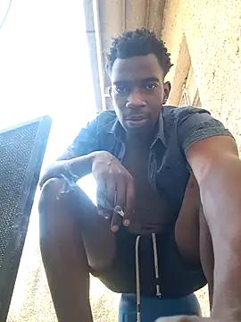 Snapshot of BBC_RILEYG chatting on 09-20-25, 02:44 BBC RILEYG online show from 09-20-25, 02:44