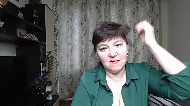 Snapshot of Illusionq chatting on 02-25-26, 05:07 Illusionq online show from 02-25-26, 05:07