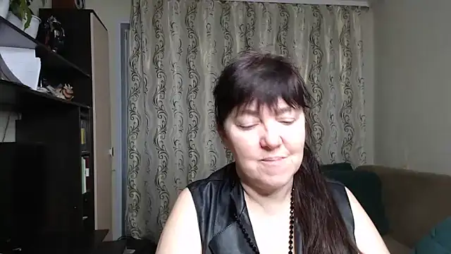 Snapshot of Illusionq chatting on 11-07-25, 05:01 Illusionq online show from 11-07-25, 05:01