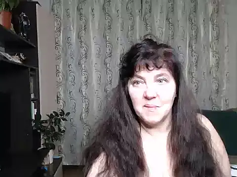 Snapshot of Illusionq chatting on 12-04-25, 05:17 Illusionq online show from 12-04-25, 05:17