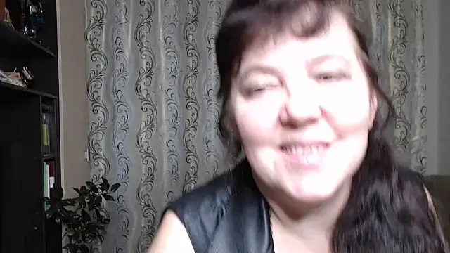 Snapshot of Illusionq chatting on 12-03-25, 10:25 Illusionq online show from 12-03-25, 10:25