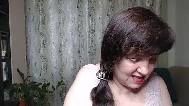 Snapshot of Illusionq chatting on 06-25-26, 10:20 Illusionq online show from 06-25-26, 10:20