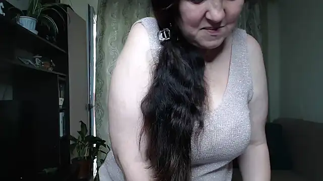 Snapshot of Illusionq chatting on 06-22-26, 10:45 Illusionq online show from 06-22-26, 10:45