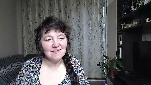 Snapshot of Illusionq chatting on 07-13-26, 05:29 Illusionq online show from 07-13-26, 05:29