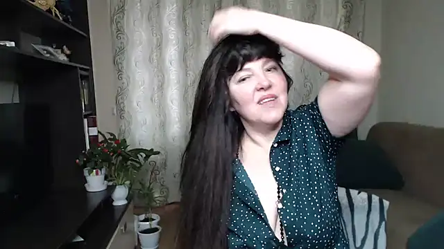 Snapshot of Illusionq chatting on 04-23-26, 12:29 Illusionq online show from 04-23-26, 12:29