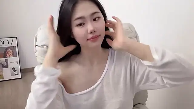 Snapshot of suki-1 chatting on 05-10-26, 09:46 suki-1 online show from 05-10-26, 09:46