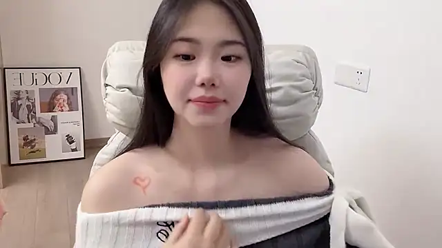 suki-1 online show from 11-30-25, 08:04