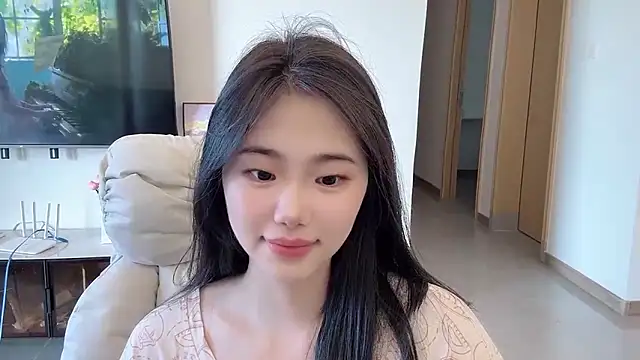 suki-1 online show from 11-05-25, 09:01