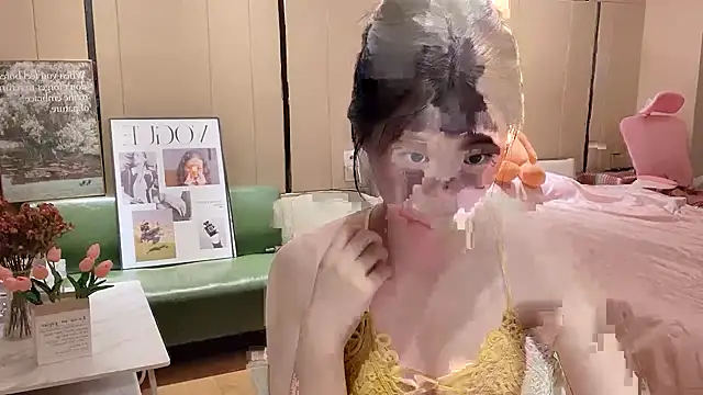 Snapshot of suki-1 chatting on 09-08-25, 02:27 suki-1 online show from 09-08-25, 02:27