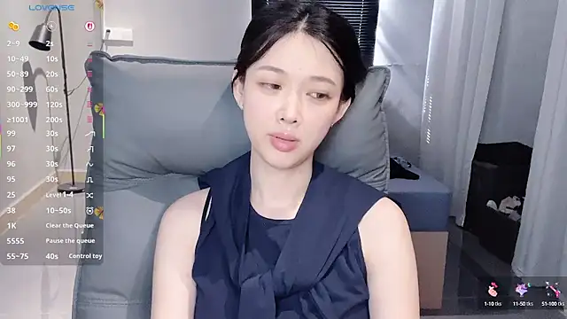 NiNi-baby520 online show from 10-03-25, 07:10