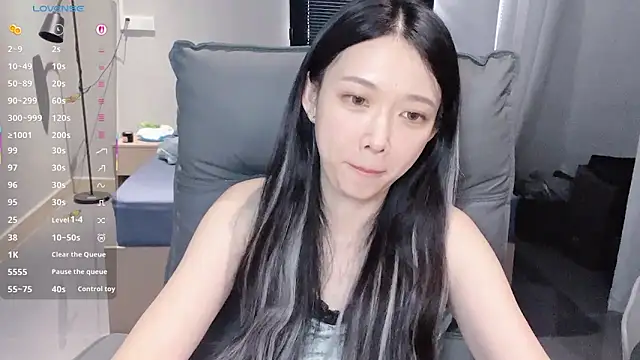 NiNi-baby520 online show from 10-07-25, 07:31
