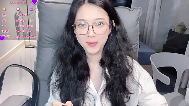 NiNi-baby520 online show from 09-23-25, 07:26