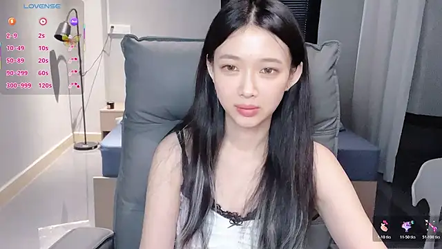 NiNi-baby520 online show from 11-12-25, 07:45