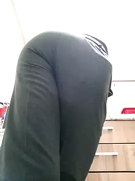 Snapshot of PROMYLOVE chatting on 12-17-25, 07:13 PROMYLOVE online show from 12-17-25, 07:13