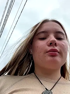 Snapshot of StephanieMur chatting on 09-22-25, 03:56 StephanieMur online show from 09-22-25, 03:56