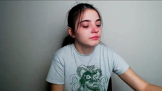 Sun Shine   online show from 11-05-25, 03:53