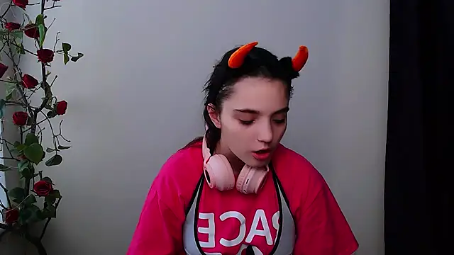 Sun Shine   online show from 11-23-25, 11:20