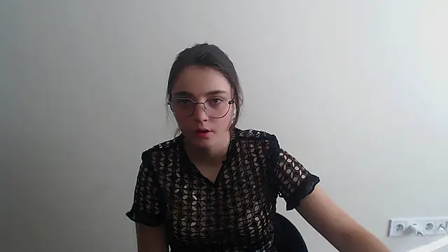 Snapshot of Sun_Shine__ chatting on 07-12-26, 03:24 Sun Shine online show from 07-12-26, 03:24