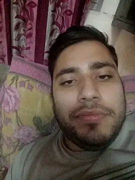 Desirock001 online show from 10-31-25, 03:52