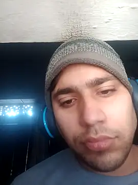 Desirock001 online show from 02-06-26, 02:51