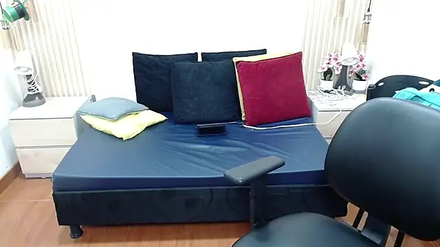 Sahamara 07 online show from 06-18-26, 07:41