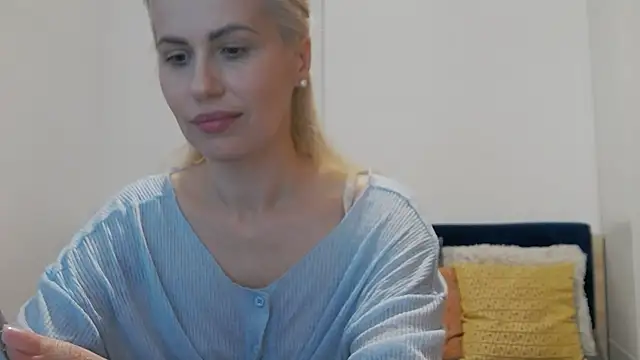 Lika Soul online show from 11-18-25, 04:43